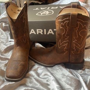mens ariat cowboy boots